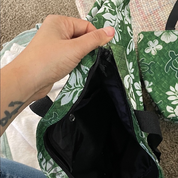 Green Floral Travel Bag Set - Picture 8 of 8